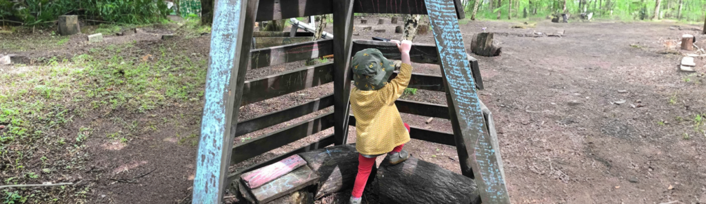 a kid playing